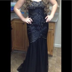 Night Moves strapless formal dress